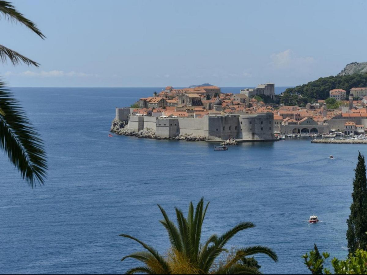Pully * Dubrovnik